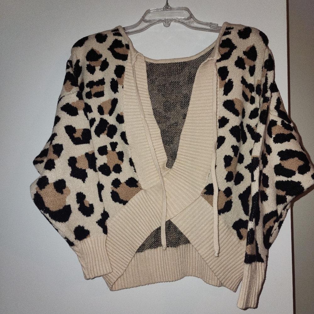 Sweater - Picture 2 of 2